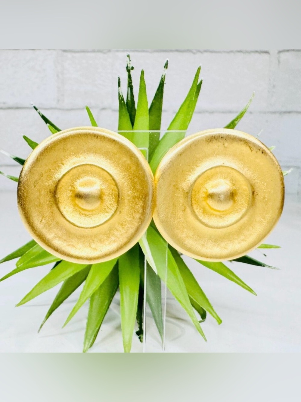 Vintage 1987 Ginnie Johansen Brutalist Brushed Gold Tone Disc Clip On Earrings
